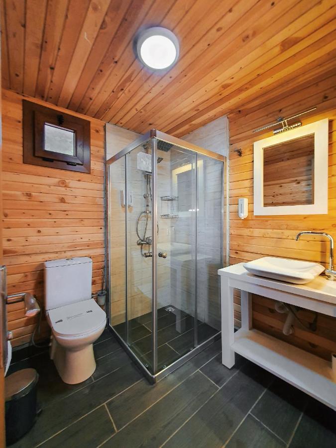 Rocas Roja Beach Hotel Фаралия Екстериор снимка