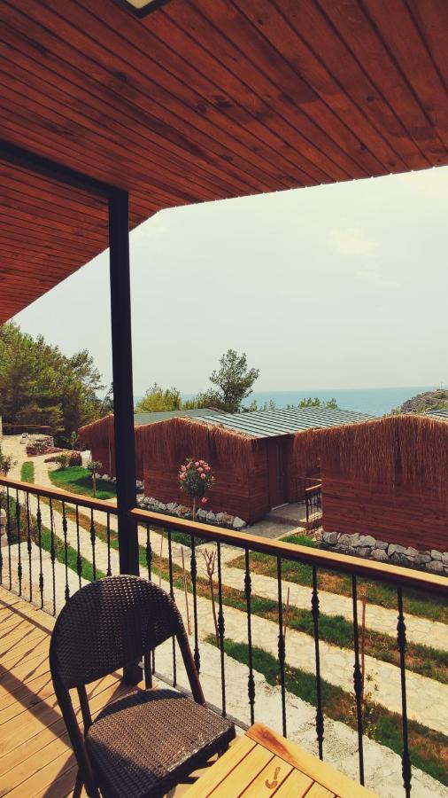 Rocas Roja Beach Hotel Фаралия Екстериор снимка